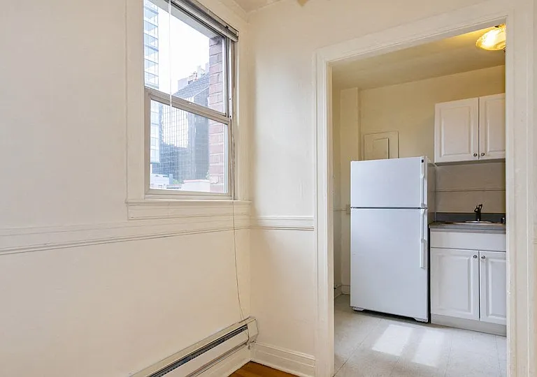The Windham Apartments — Photo 3