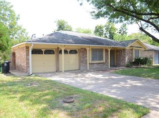 12114 Fairpoint Dr, Houston, TX 77099