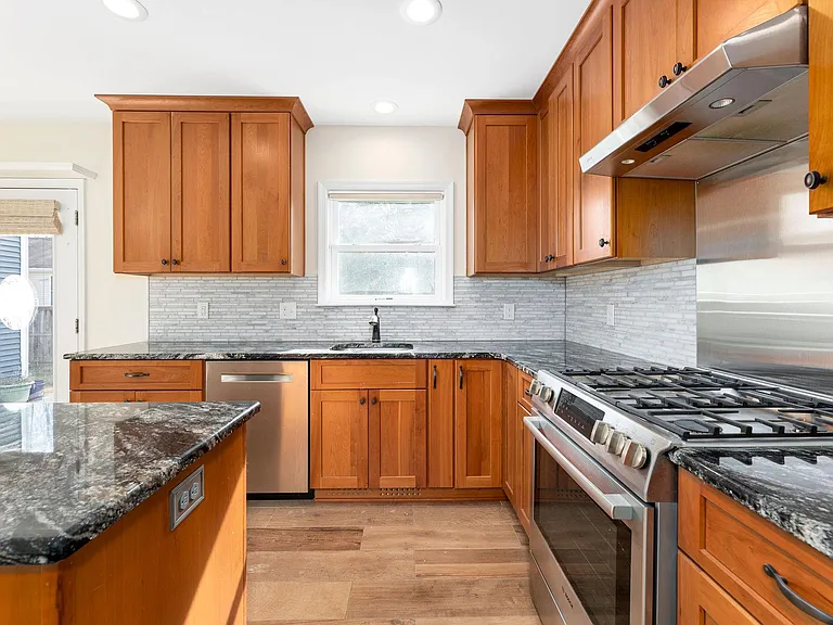 45455 Fellows St — Photo 17