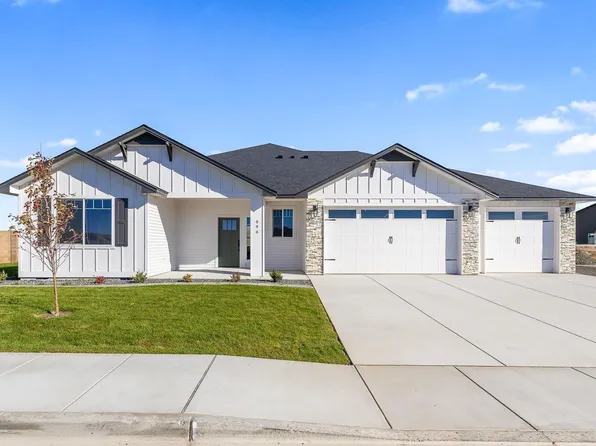 996 Miraflores Ave, West Richland, WA 99353