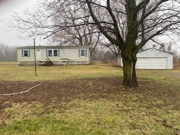 12646 W Lee Rd, Albion, NY 14411