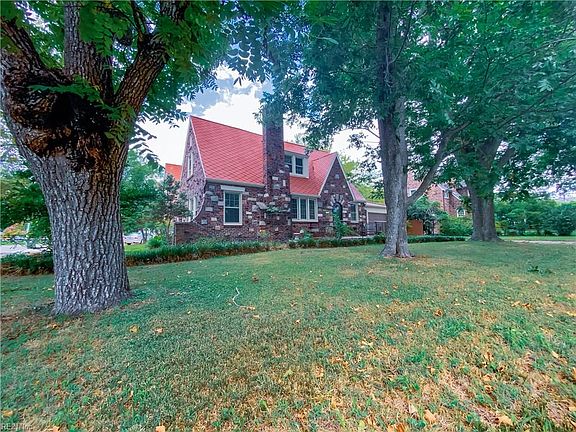 3rd image of 9605 Capeview Ave