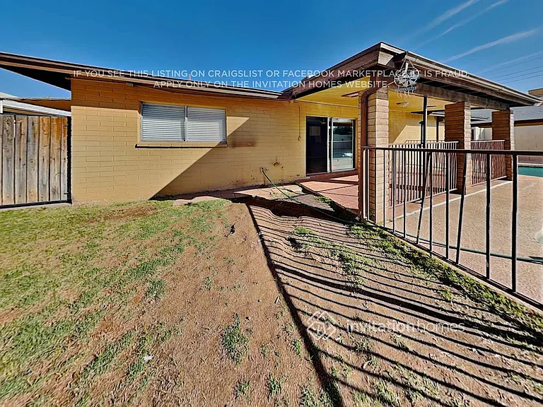 4507 W Gardenia Ave — Photo 17