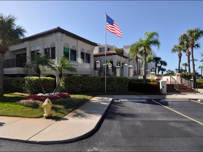 7403 Bayshore Dr APT 202, Treasure Island, FL, 33706