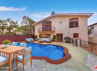 10734 Lindbrook Dr, Los Angeles, CA 90024