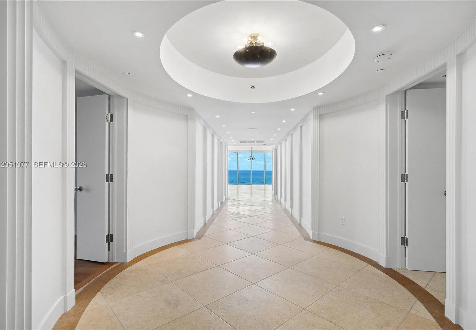 Ocean Three Condo — Photo 4