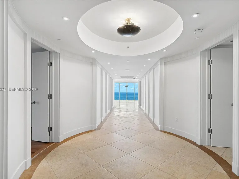 18911 Collins Ave #901 — Photo 4