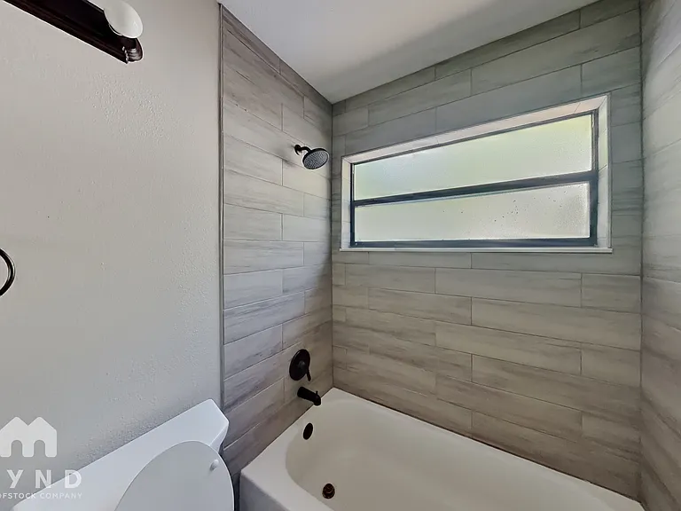 1524 Crosswind Cir — Photo 12