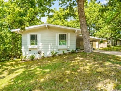 4 Crewe Ln, Bella Vista, AR, 72715