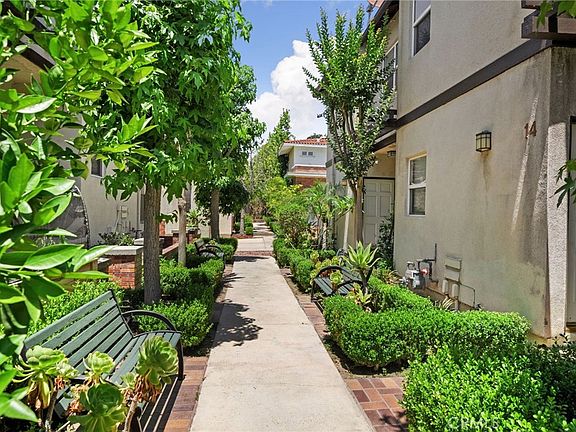 5th image of 77 Sierra Madre Blvd #13