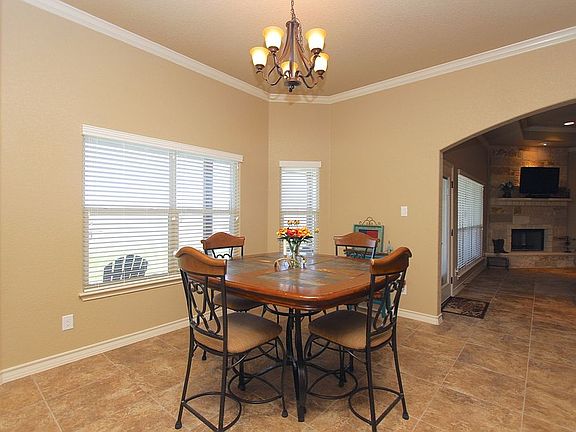 4th image of 196 Triple Bend Dr