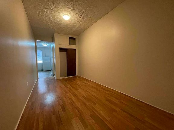 2nd image of 153 Meserole St #2