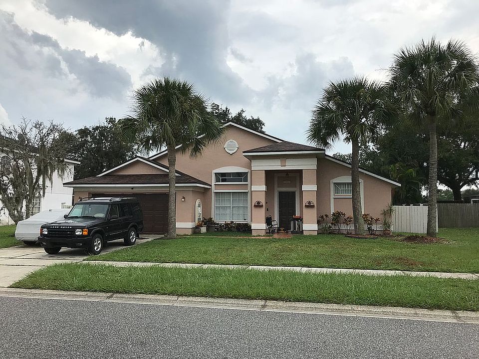 1st image of 14418 Huntingfield Dr