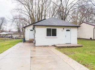 7460 River Vista St, Utica, MI 48317