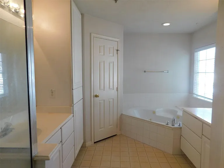 2710 Grants Lake Blvd #G3 — Photo 9