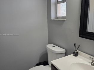 9800 Sunrise Lakes Blvd APT 104, Sunrise, FL 33322