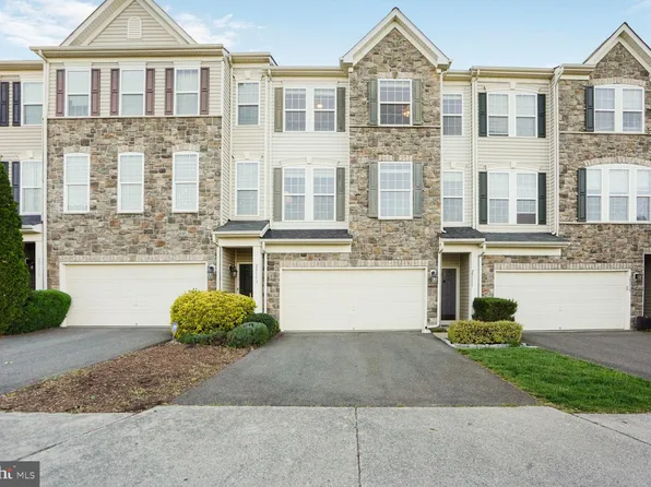 25111 Hummocky Ter, Aldie, VA 20105