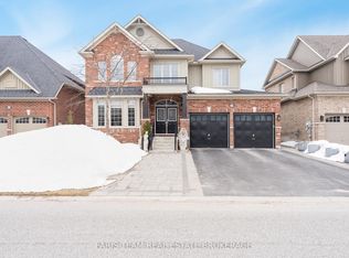 27 Marks Rd, Springwater, ON L9X 0S5