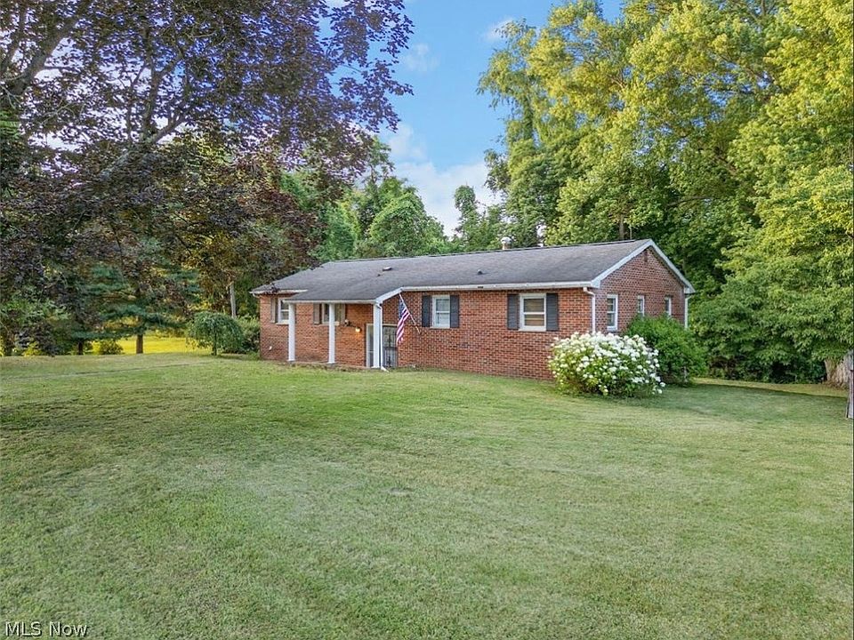 1st image of 153 Homestead Dr