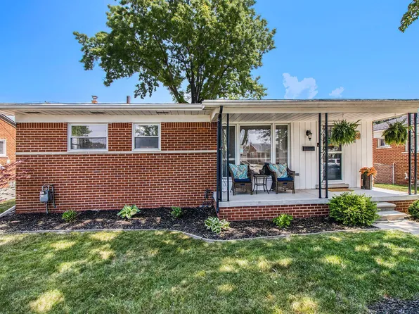 2831 Longmeadow Dr, Trenton, MI 48183