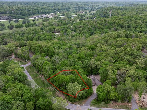 2nd image of 4 Lambeth Rd