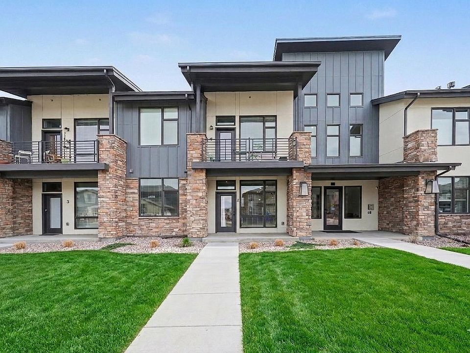 1st image of 827 Schlagel St #2