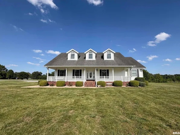 4424 Pacific Dr, West Frankfort, IL 62896