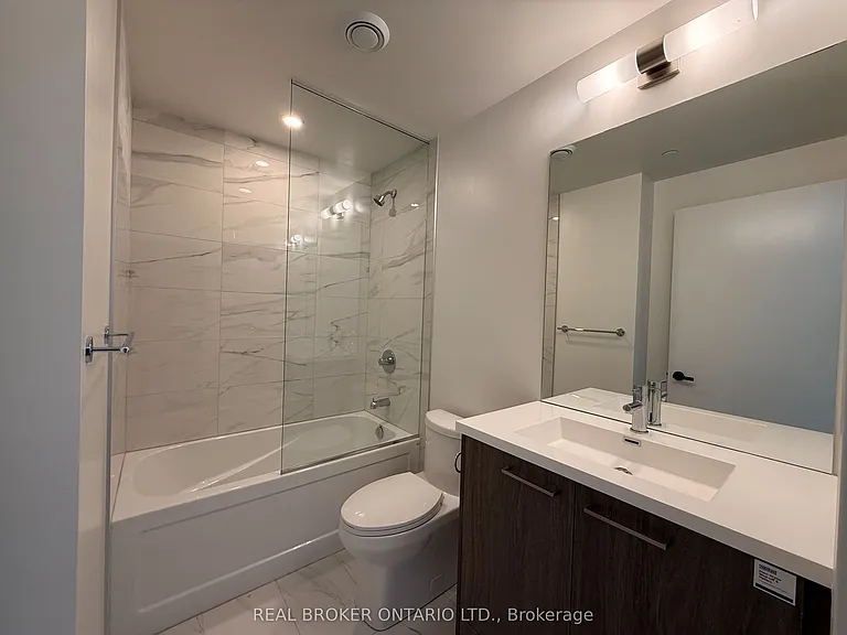 28 Interchange Way #2507 — Photo 17