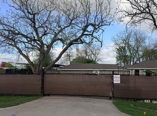 13217 Player St #B, Houston, TX 77045