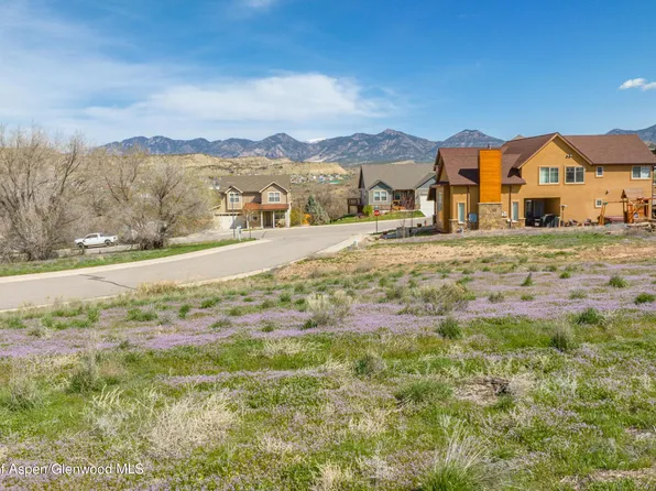 1378 Clover Ct, Rifle, CO 81650