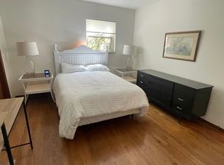 1725 S Hills Dr, Knoxville, TN 37920
