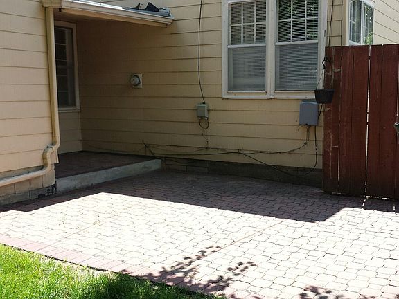 4th image of 6452 William St