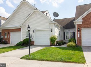 415 Clubside Dr #298, Taneytown, MD 21787
