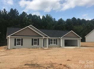 3200 Silver Fox Cir, Lancaster, SC 29720
