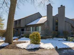 300 Gemini Dr UNIT 2B, Hillsborough, NJ 08844