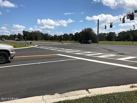 3rd image of 920 S Moody Rd