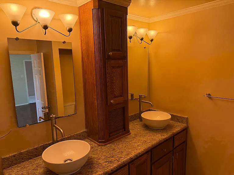 2210 Crystal Creek Ln — Photo 14
