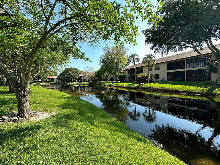 4509 Carambola Cir S #4509 — Photo 25