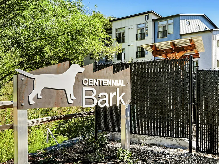 Centennial Park Apartments — Photo 15