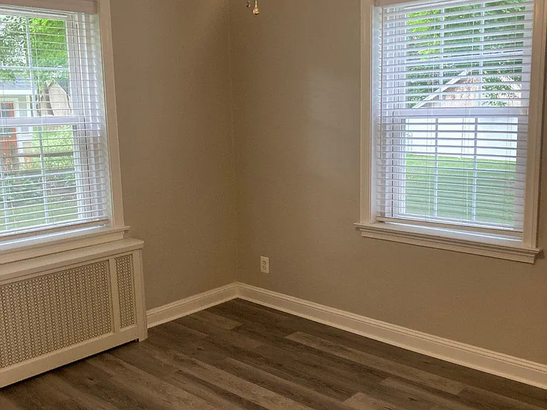 200 Elmwood Ave #1 — Photo 8