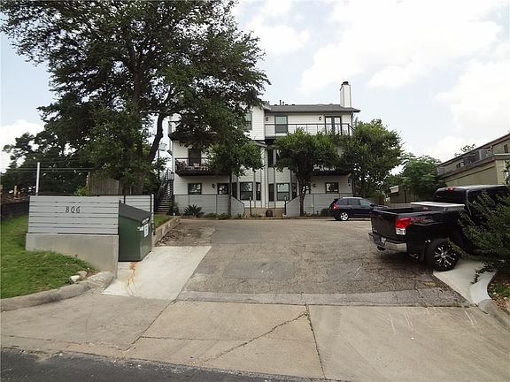 3rd image of 806 Winflo Dr APT 6