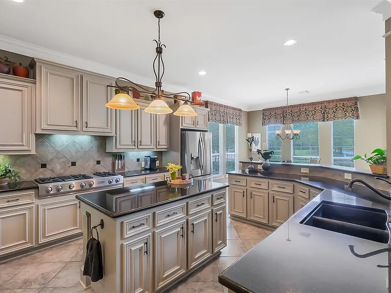 2603 Little Lake Ct — Photo 16
