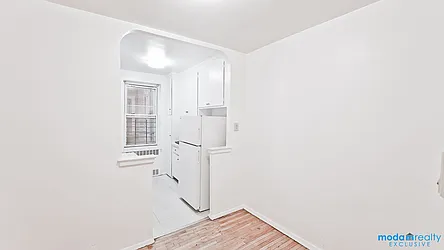 Rented by Moda Realty