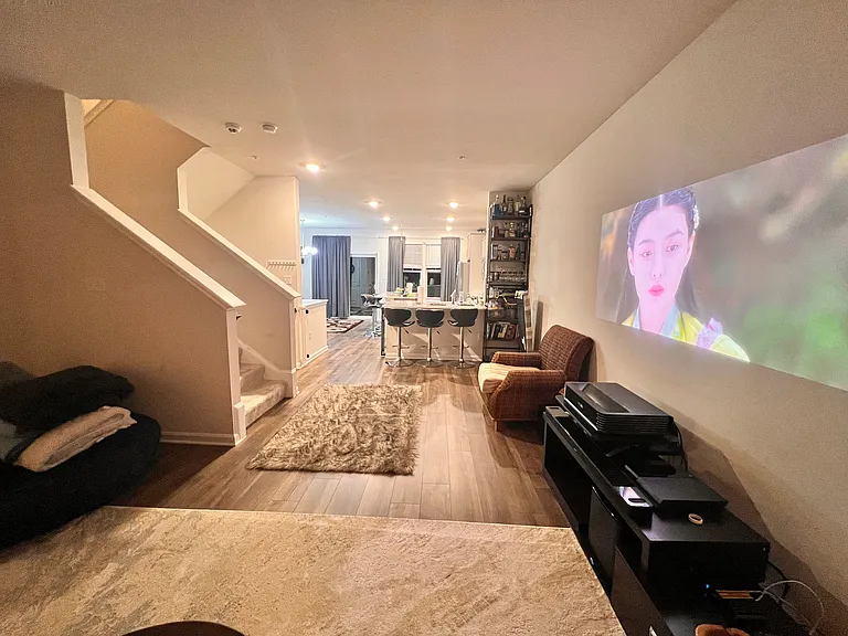 2067 Hinshaw Dr — Photo 7