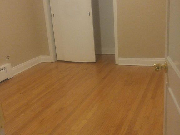 4th image of 1432 Highland Ave #2