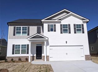 206 Champlain Rd, Hoschton, GA 30548