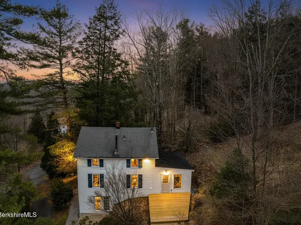 190 Willow St, Lee, MA 01238