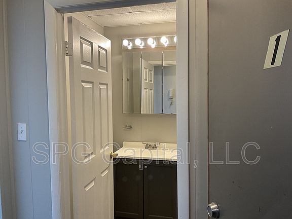 3rd image of 60 Chambersburg St APT 1