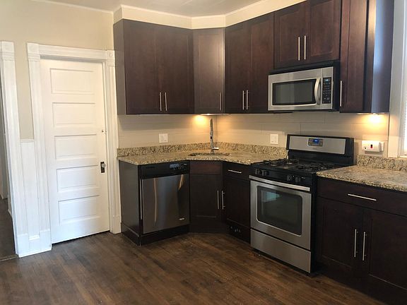 2nd image of 1624 N Cleveland Ave #1F