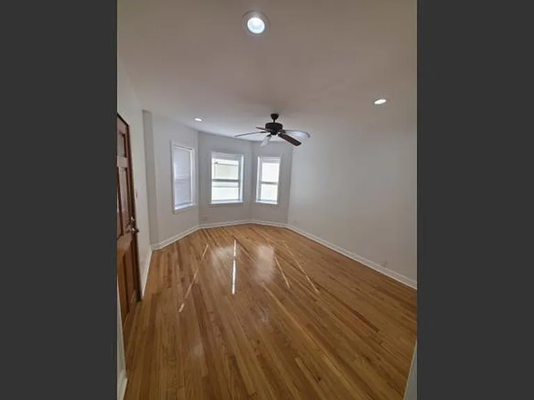 1748 N Keystone Ave — Photo 20